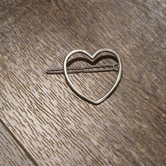 Heart barette - Picture 1 of 4